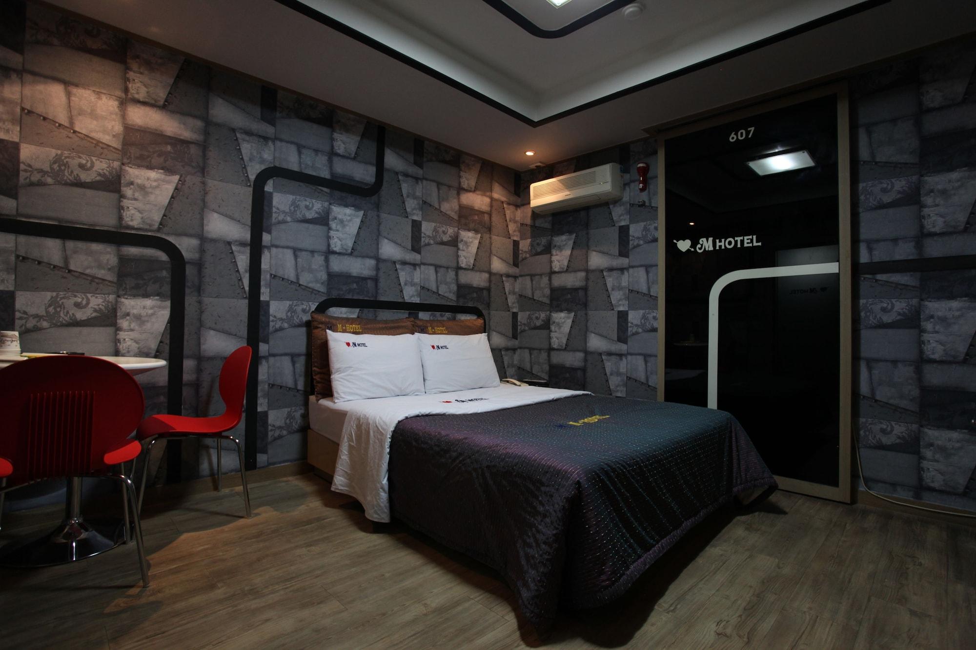 M Motel Songtan Pyeongtaek Eksteriør billede