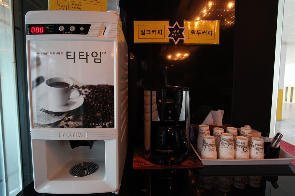 M Motel Songtan Pyeongtaek Eksteriør billede